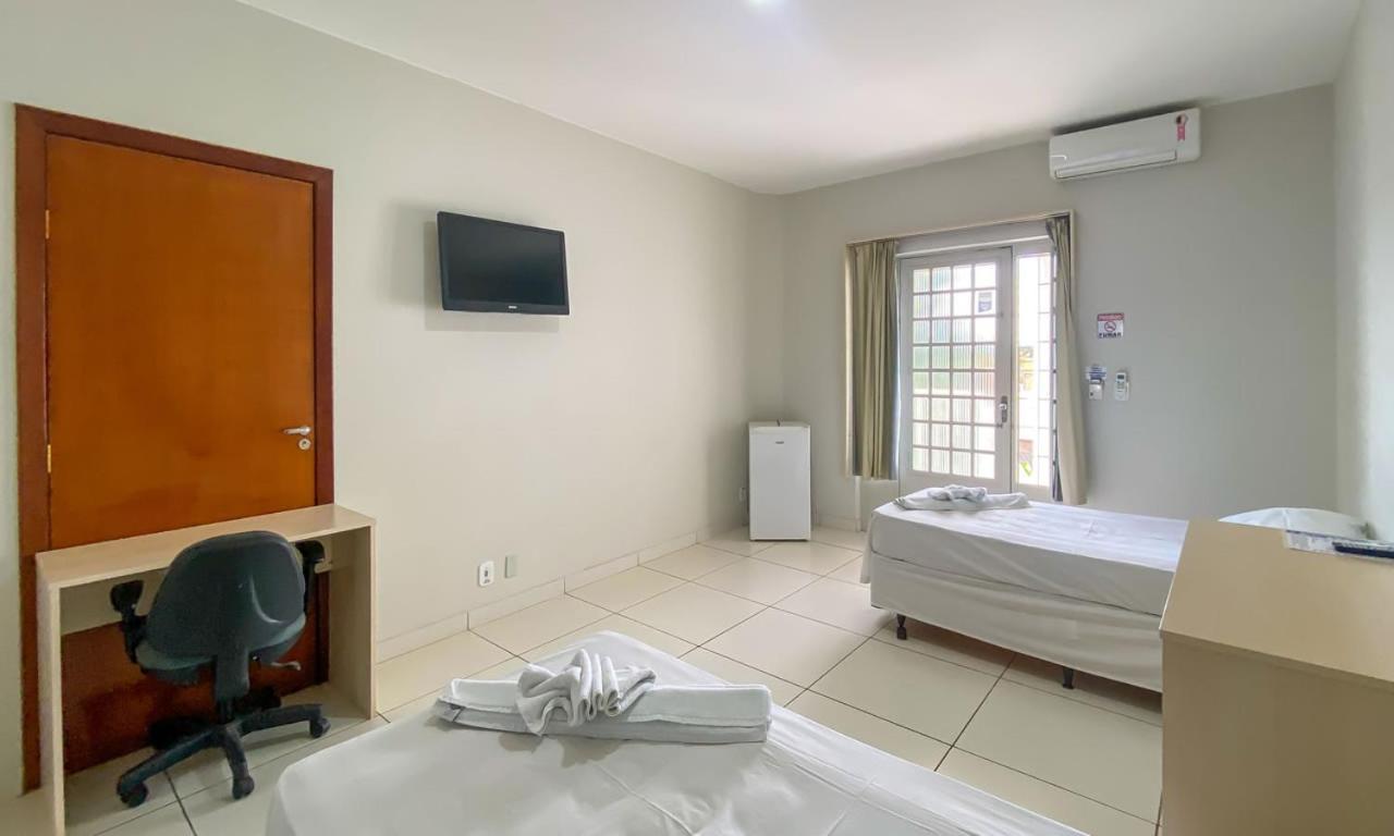 Center Plaza Hotel Кристалина Екстериор снимка